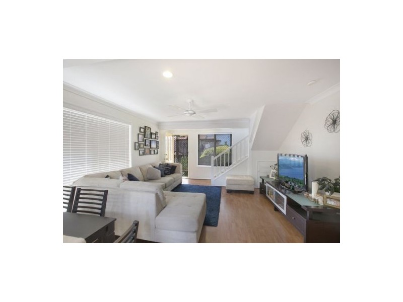 3/27 Daniells Street, Carina QLD 4152