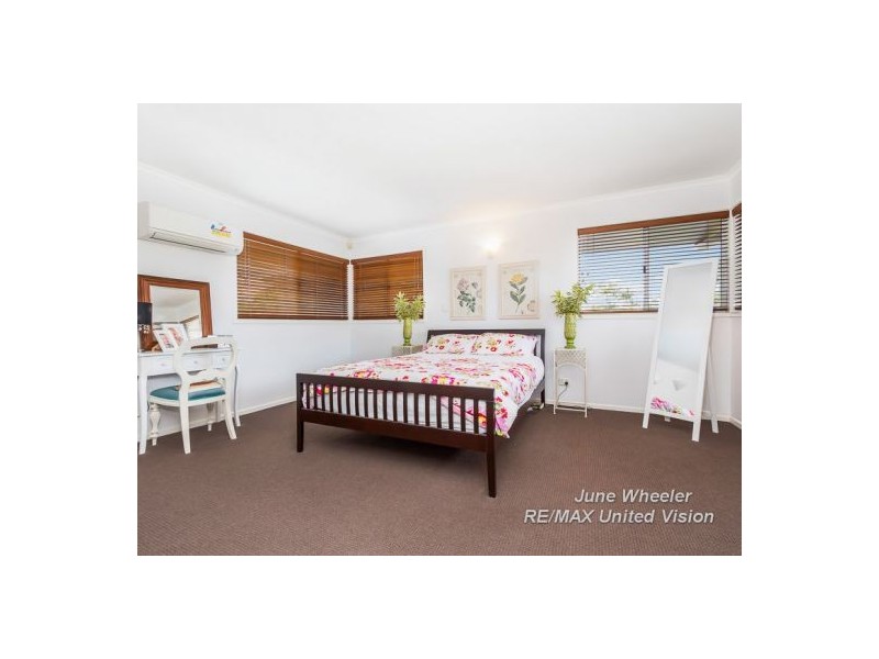 2 Pendennis Place, Carindale QLD 4152