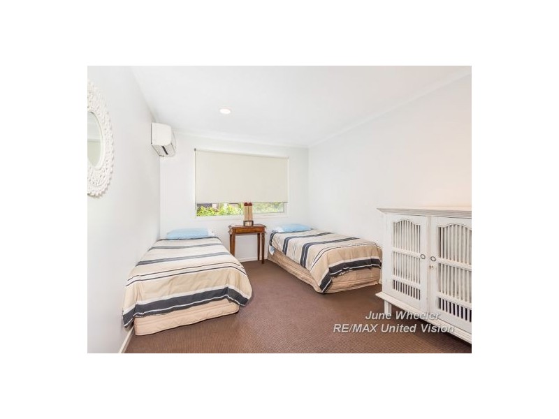 2 Pendennis Place, Carindale QLD 4152