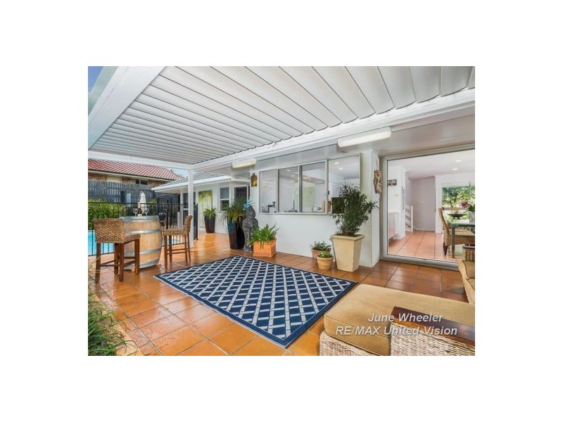 2 Pendennis Place, Carindale QLD 4152