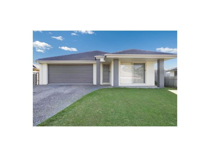 12 Stoneleigh Way, Holmview QLD 4207