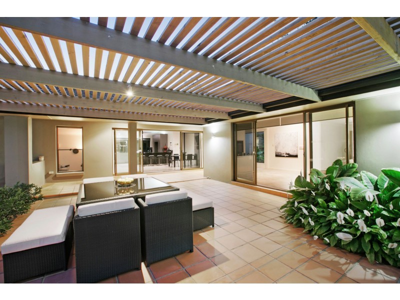 579 Ford Road, Priestdale QLD 4127