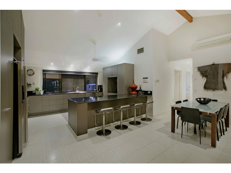 579 Ford Road, Priestdale QLD 4127