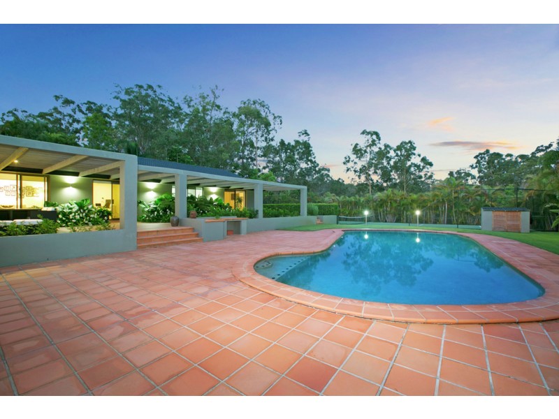 579 Ford Road, Priestdale QLD 4127