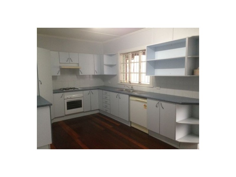 50 Dickenson Street, Carina QLD 4152