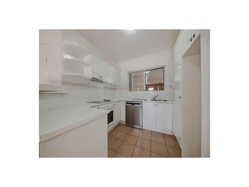 1/22 Ninth Avenue, Coorparoo QLD 4151