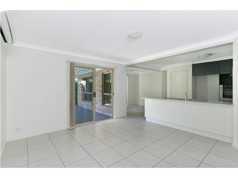 5 Uhlmann Street, Wakerley QLD 4154