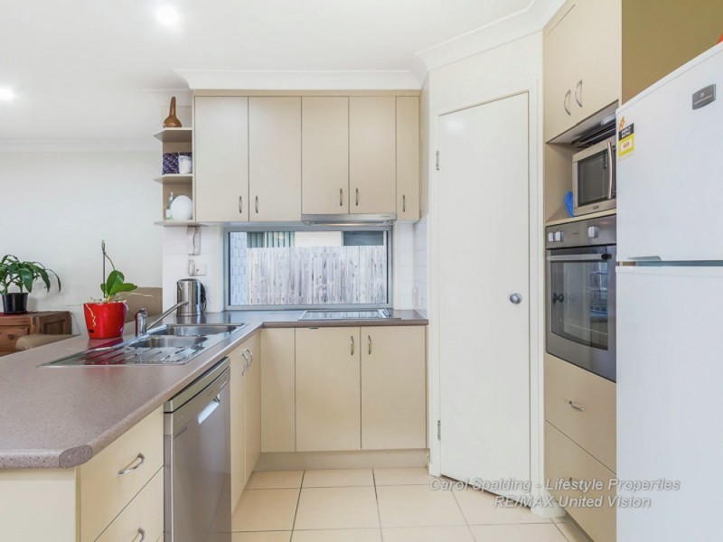 15 Surwold Way, Loganlea QLD 4131