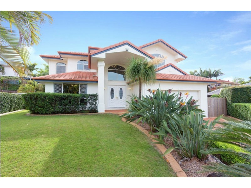 19 Bishop Place, Carindale QLD 4152