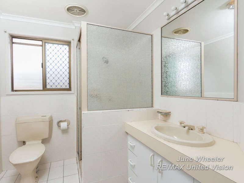 41 Kilmorey Street, Carindale QLD 4152