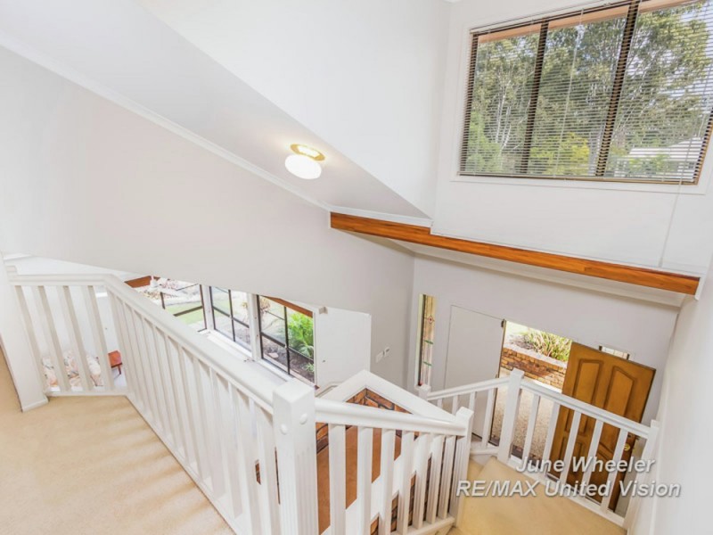 41 Kilmorey Street, Carindale QLD 4152