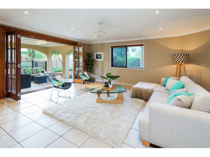 3 Kirra Place, Carindale QLD 4152