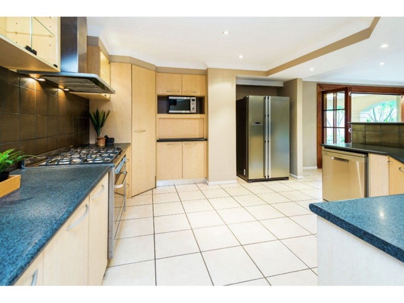 3 Kirra Place, Carindale QLD 4152