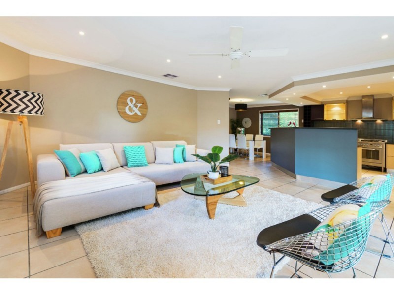 3 Kirra Place, Carindale QLD 4152