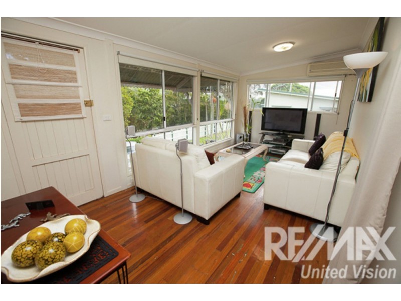 46 Daniells Street, Carina QLD 4152