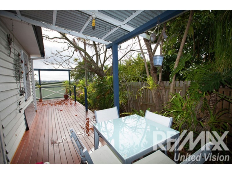 46 Daniells Street, Carina QLD 4152