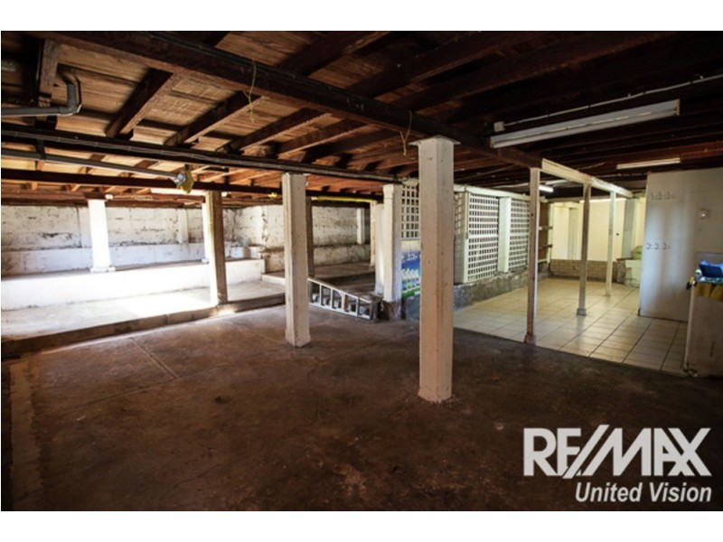110 Oateson Skyline Drive, Seven Hills QLD 4170