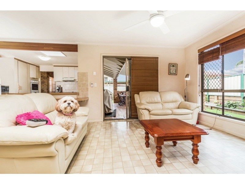 19 Laglan Street, Carindale QLD 4152