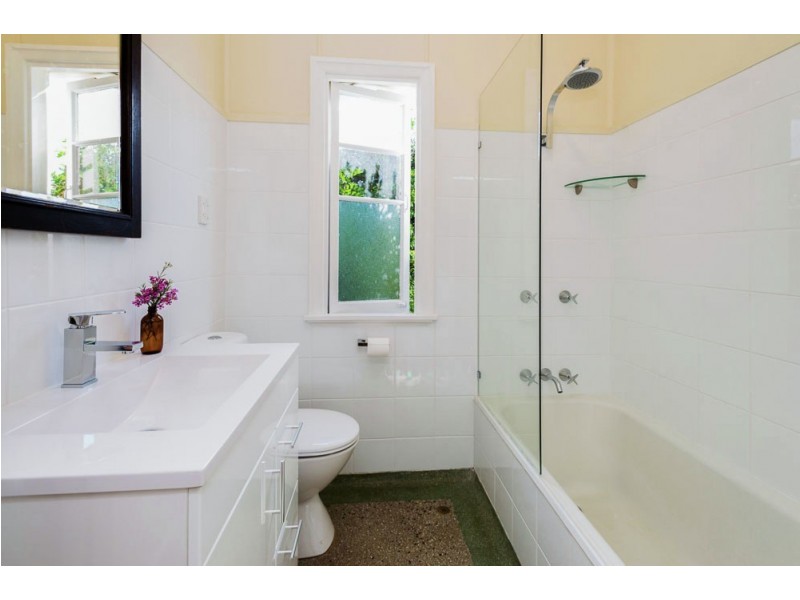 66 Hawkwood Street, Mount Gravatt East QLD 4122