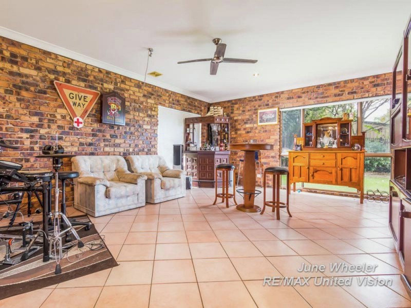 23 Burstall Avenue, Belmont QLD 4153