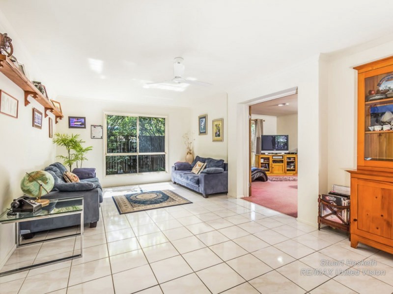 75 Golden Oak Crescent, Carindale QLD 4152