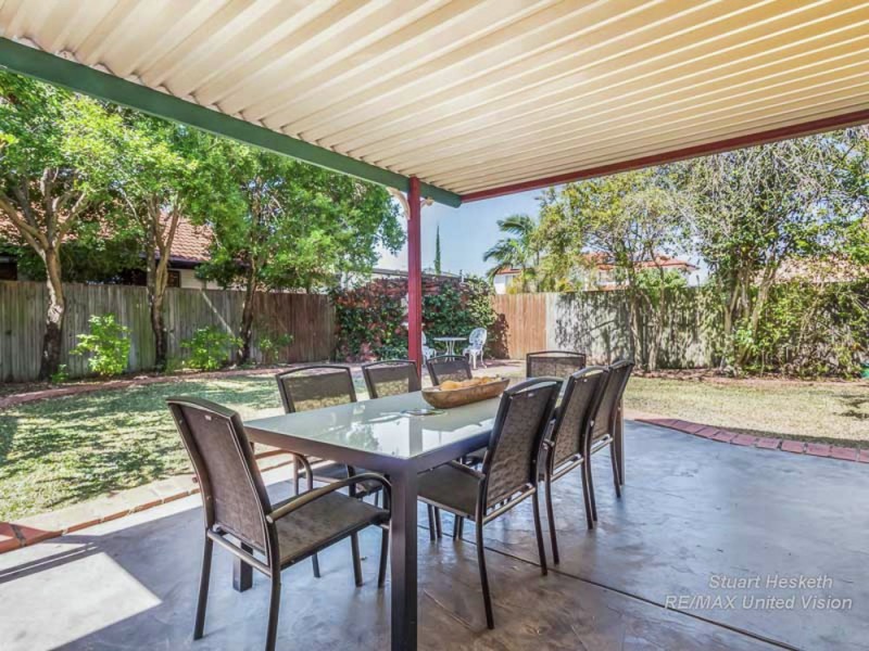 75 Golden Oak Crescent, Carindale QLD 4152