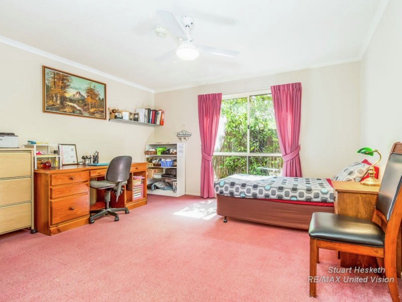75 Golden Oak Crescent, Carindale QLD 4152
