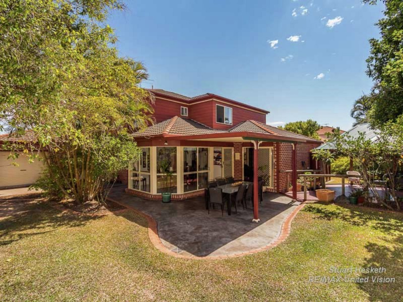 75 Golden Oak Crescent, Carindale QLD 4152