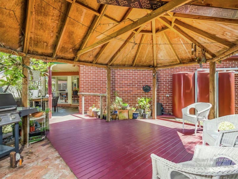 75 Golden Oak Crescent, Carindale QLD 4152