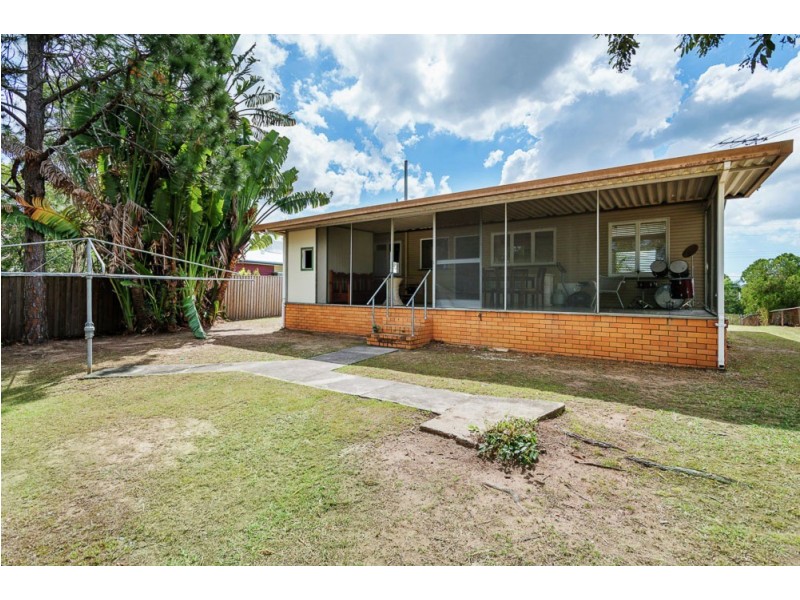 16 Rheims Street, Holland Park West QLD 4121