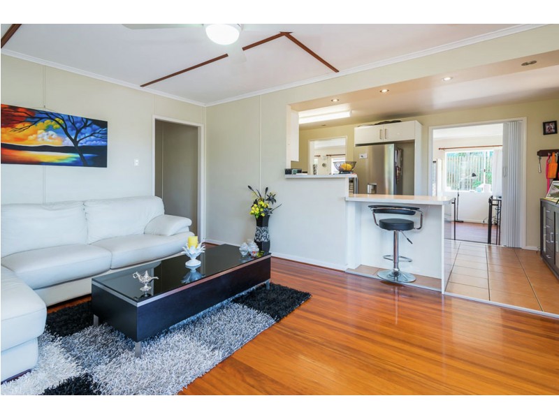 2 Gilwell Street, Carina QLD 4152