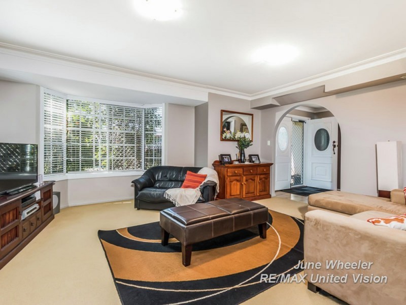 7 Laglan Street, Carindale QLD 4152