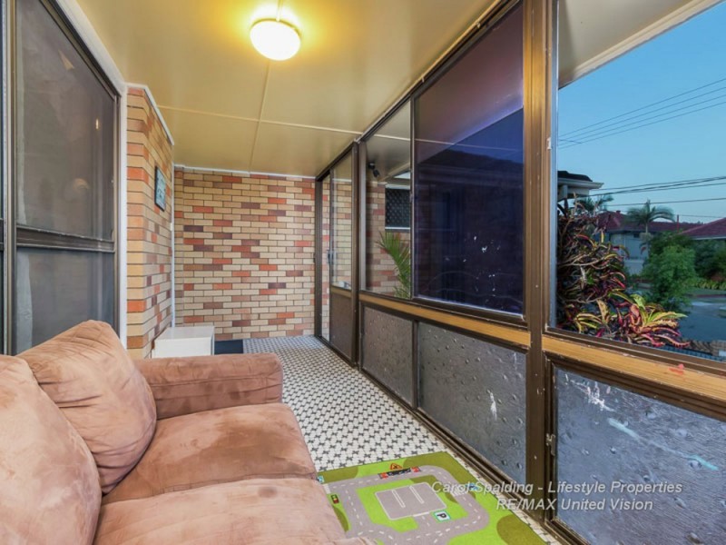 32 Chater Street, Carina QLD 4152