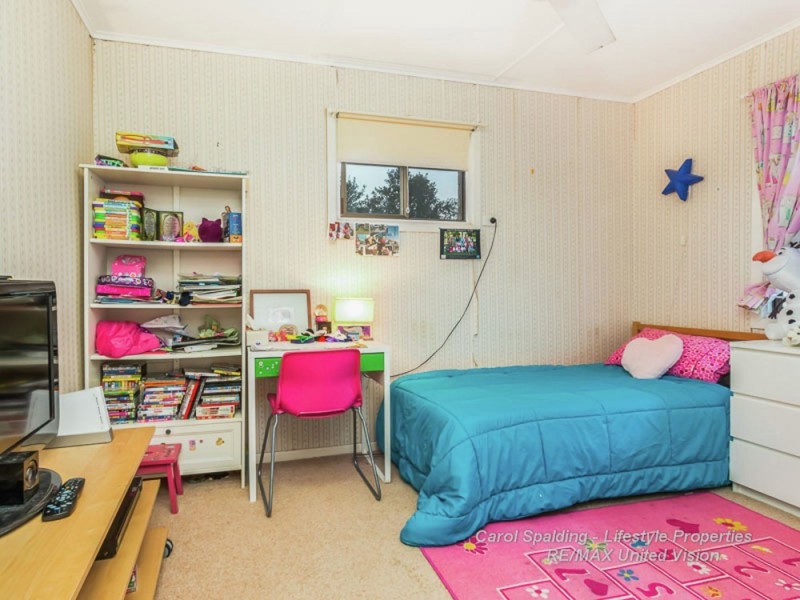 32 Chater Street, Carina QLD 4152