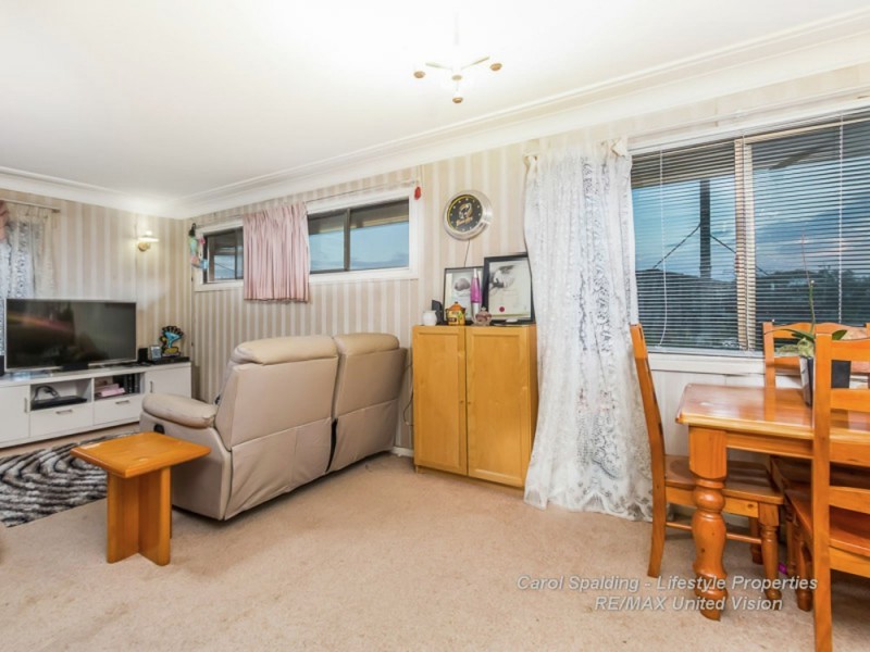 32 Chater Street, Carina QLD 4152