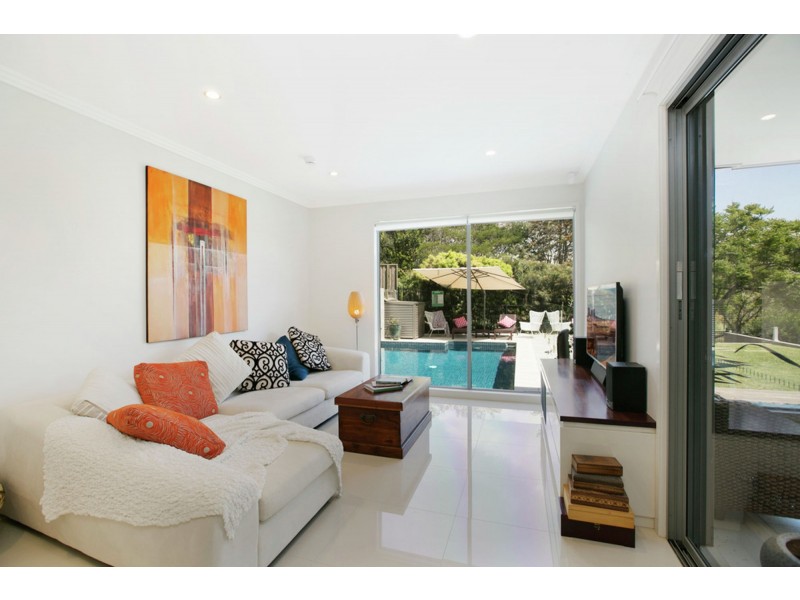 33 Eromanga Street, Carindale QLD 4152