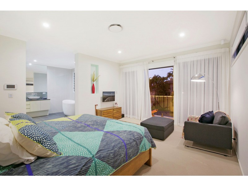 33 Eromanga Street, Carindale QLD 4152