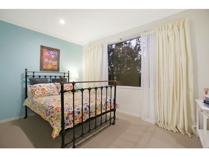 33 Eromanga Street, Carindale QLD 4152