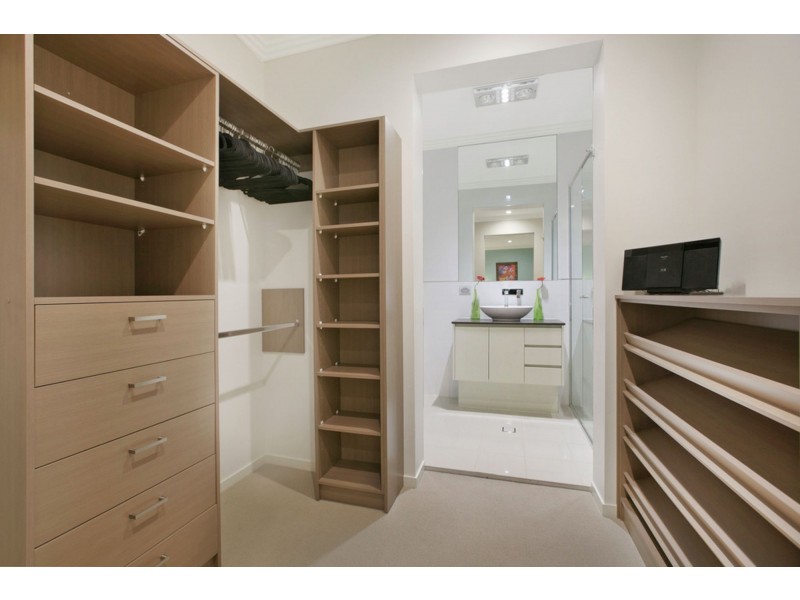 33 Eromanga Street, Carindale QLD 4152