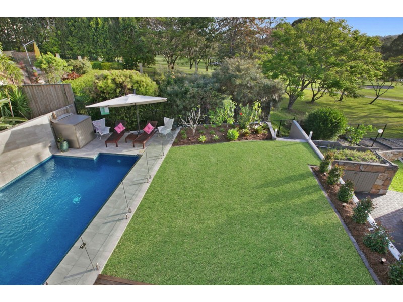 33 Eromanga Street, Carindale QLD 4152