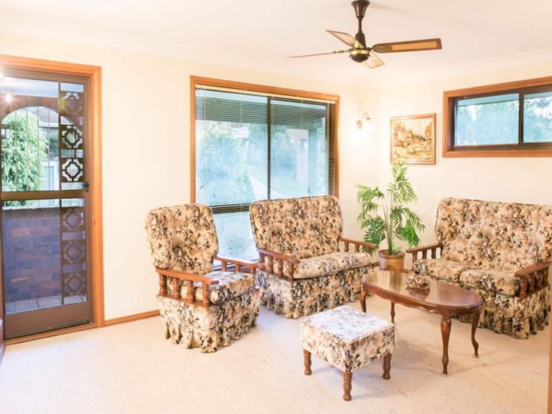 6 Lochleven Street, Carindale QLD 4152