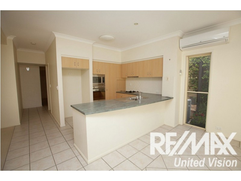 56 Flame Tree Crescent, Carindale QLD 4152