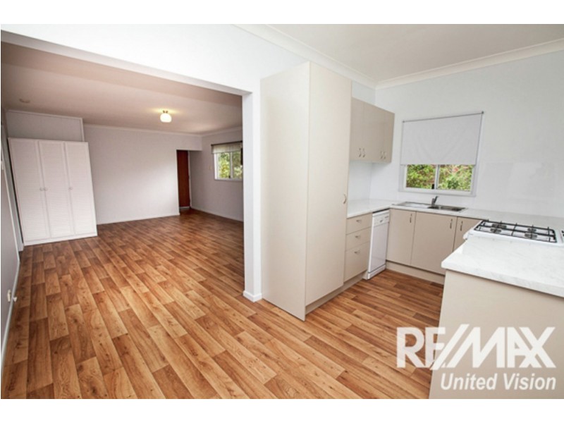 27 Eric Road, Holland Park QLD 4121