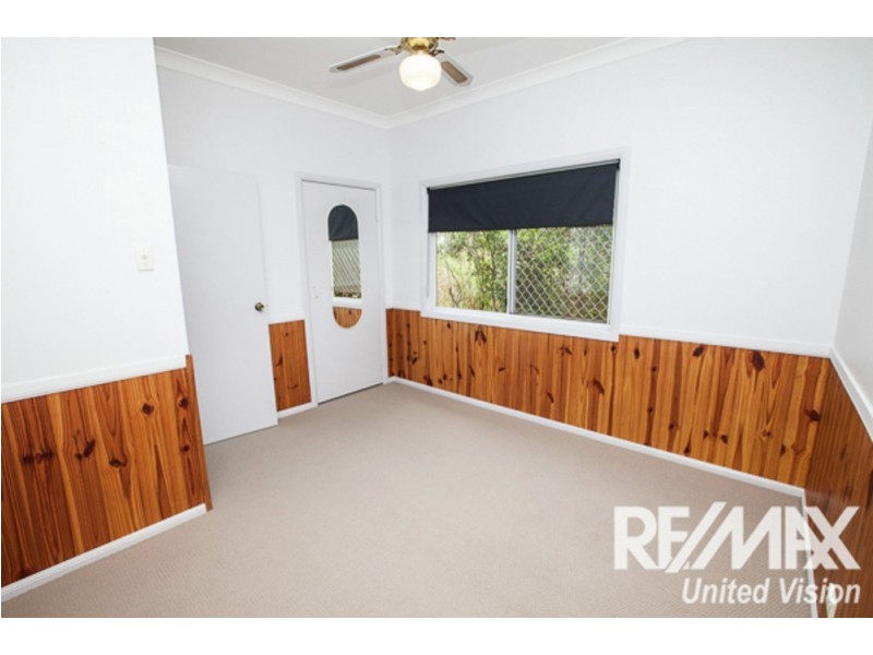 27 Eric Road, Holland Park QLD 4121