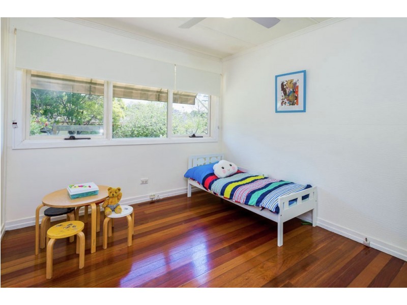 2 Olola Street, Mount Gravatt East QLD 4122