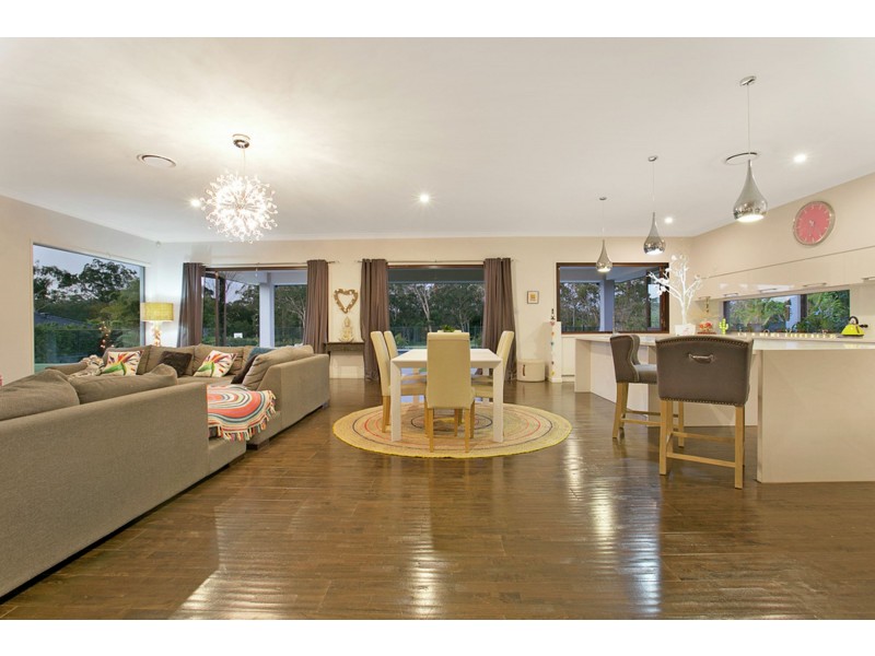 636 London Road, Chandler QLD 4155