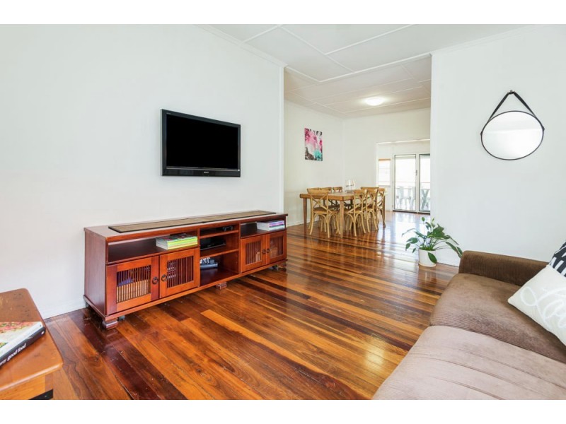 11 Pettigrew St, Mount Gravatt East QLD 4122