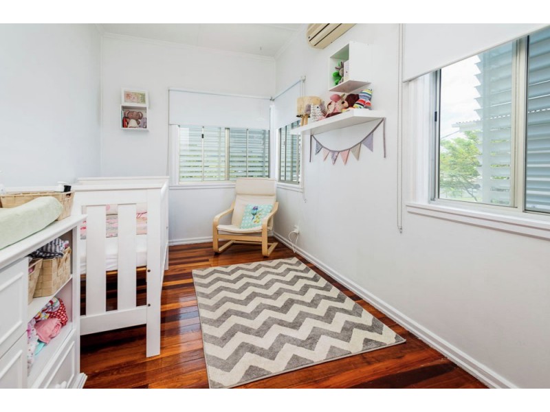 11 Pettigrew St, Mount Gravatt East QLD 4122