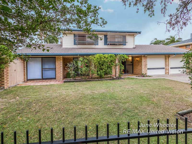 11 Eynsford Street, Carindale QLD 4152