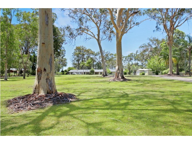 100 Warriewood Street, Chandler QLD 4155